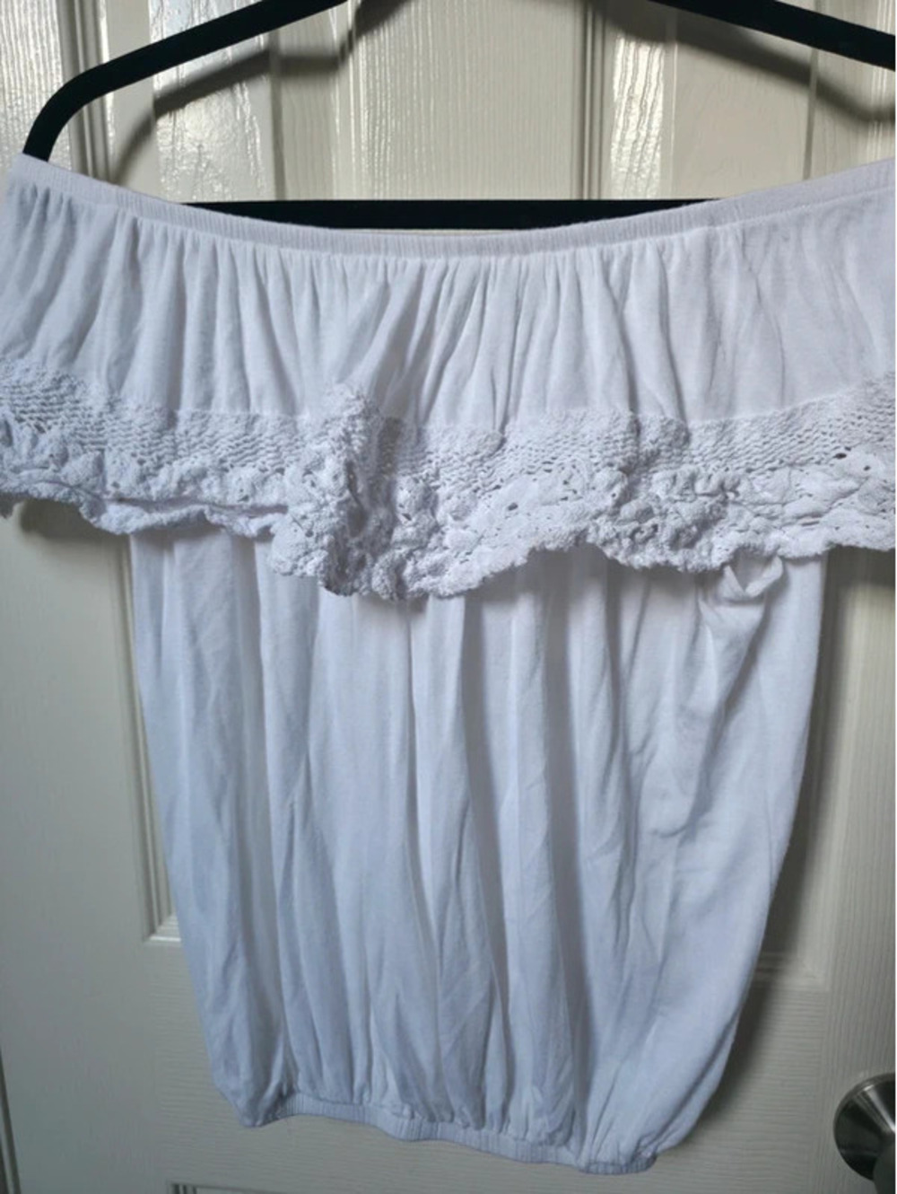 Ladies size XS bebe white top